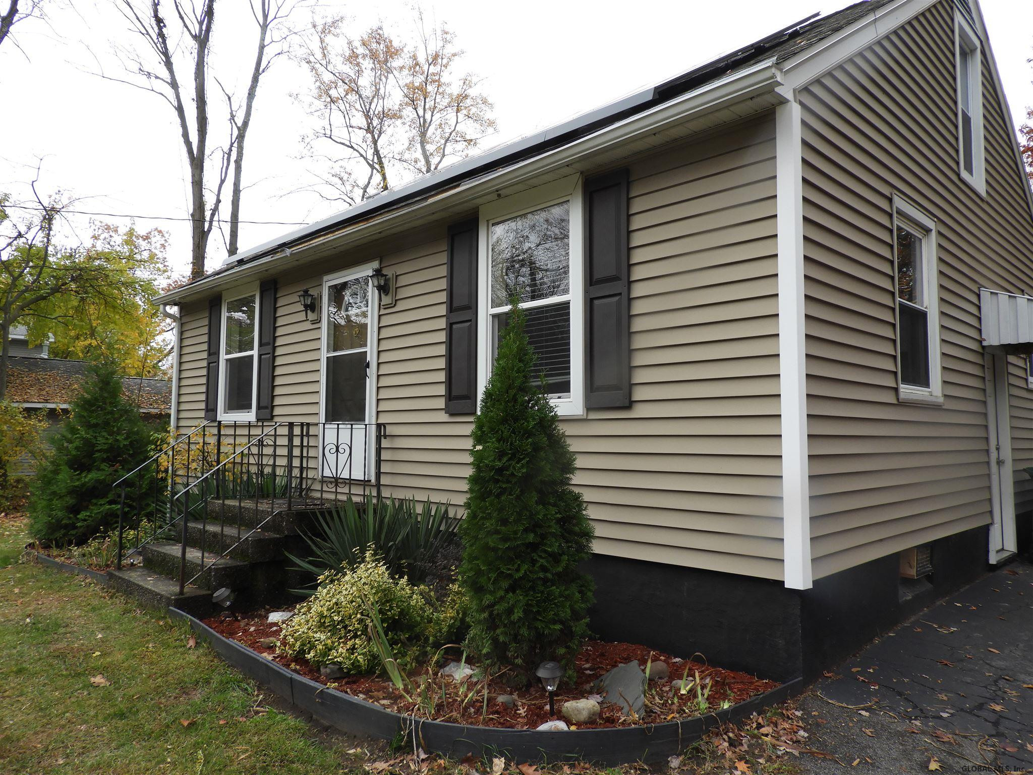 112 Vly Road Colonie, NY 12205 - Photo 7 of 35 Photo 7