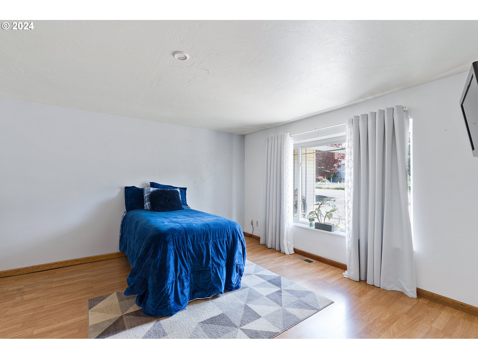449 Lawton Road Oregon City, OR 97045 - Photo 15 of 38 Gallery Image 15