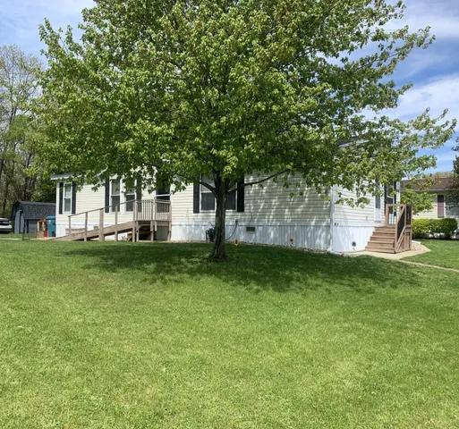 $70,000 | 1232 Shiawassee River Road, Three Rivers, MI 49093