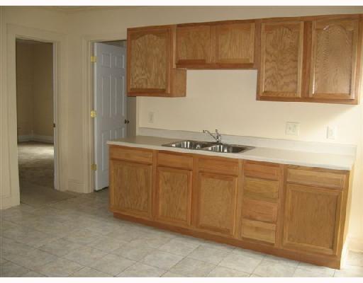 2961 Columbus Avenue Springfield, OH 45503 - Photo 3 of 8