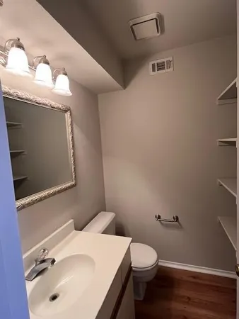 $250,000 | 600 Bagby Avenue, Unit 1E, Waco, TX 76706
