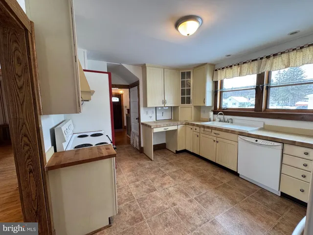 $254,900 | 5103 Delmar Street, Alexandria, PA 16611