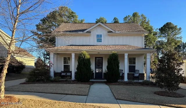 $465,000 | 203 Bur Oak Cove, Oxford, MS 38655
