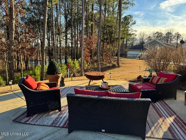$465,000 | 203 Bur Oak Cove, Oxford, MS 38655