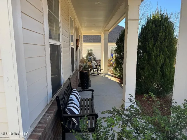 $465,000 | 203 Bur Oak Cove, Oxford, MS 38655