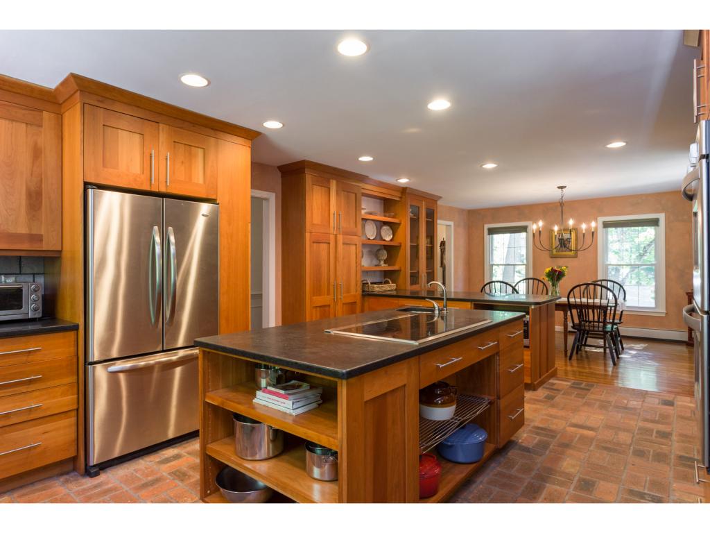 11 Runawit Road Exeter, NH 03833 - Photo 5 of 36