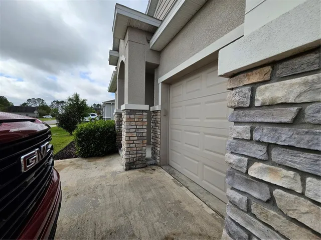 a view of an outdoor space