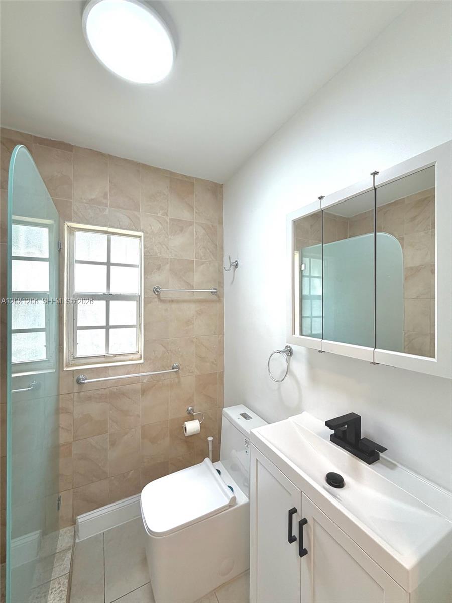 1650 Northwest 112th Terrace, Unit A Miami, FL 33167 - Photo 22 of 47 Gallery Image 22