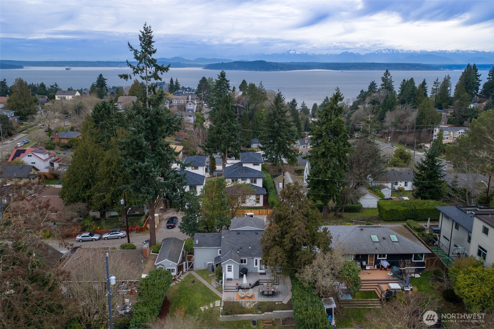 2726 50th Avenue Southwest Seattle, WA 98116 - Photo 39 of 40 an aerial view of a city
