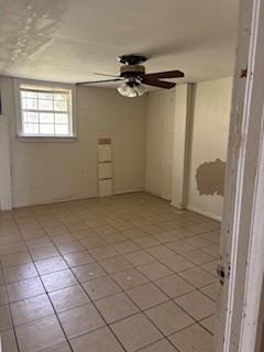 309 Crest Drive Calhoun, GA 30701 - Photo 22 of 23 a view of a livingroom with a window