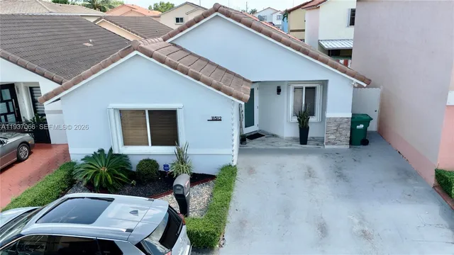 $525,000 | 11512 Southwest 6th Street, Miami, FL 33174