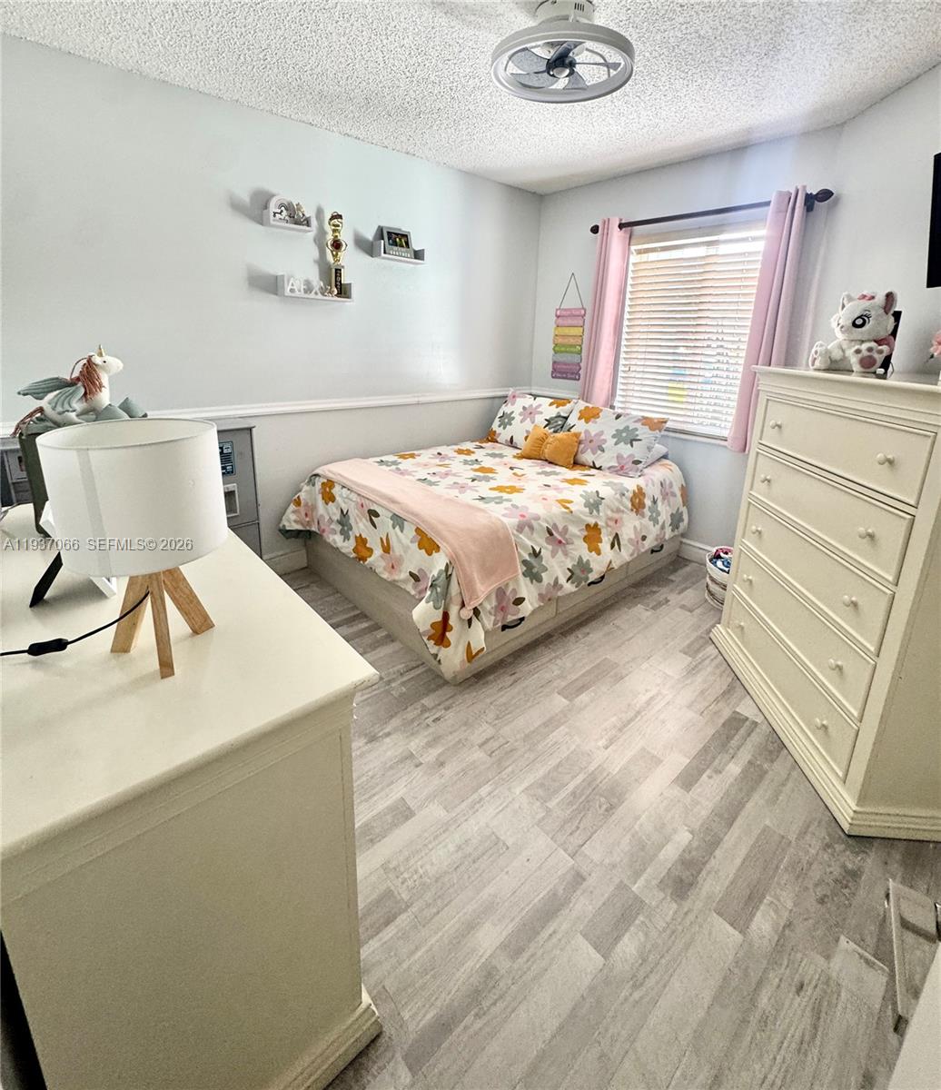 11512 Southwest 6th Street Miami, FL 33174 - Photo 11 of 17