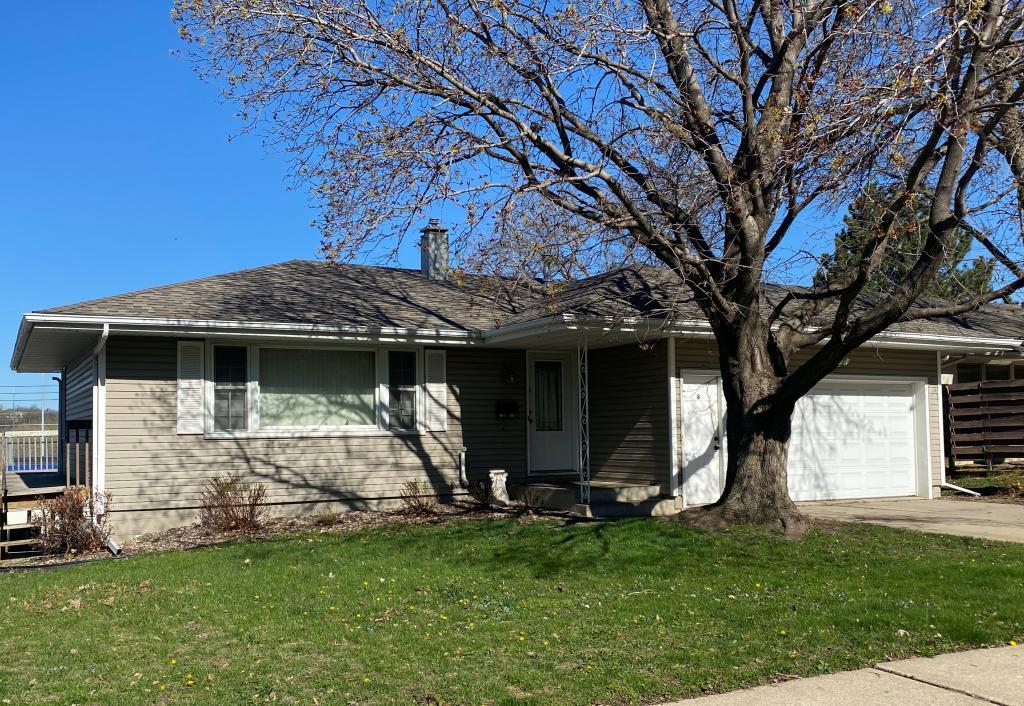 1913 3rd Avenue Northeast Rochester, MN 55906 - Photo 1 of 1 Gallery Image 1
