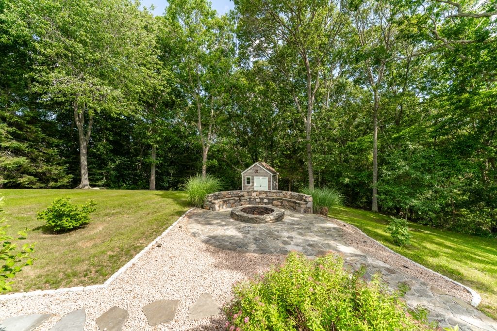 11 Sylvan Lane Westerly, RI 02891 - Photo 6 of 43