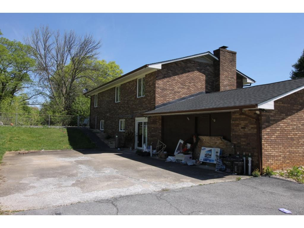 118 Chadwick Road Johnson City, TN 37615 - Photo 4 of 6 Photo 4