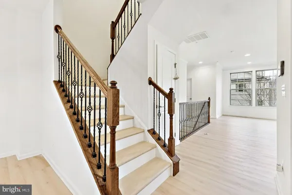 $559,990 | 25997 Braided Mane Terrace, Aldie, VA 20105