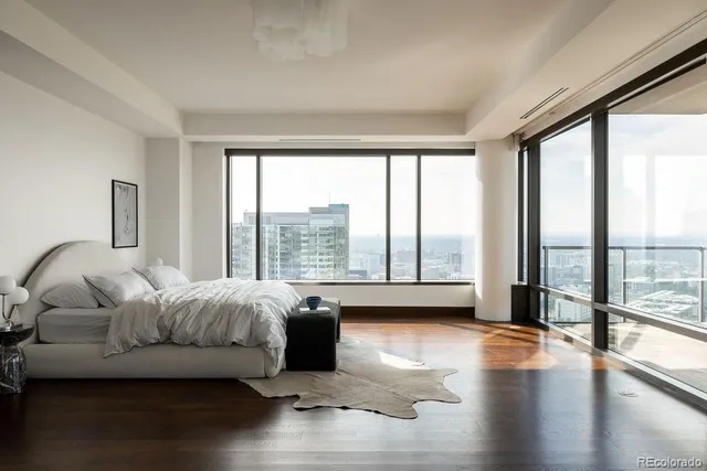 a view of a bathroom