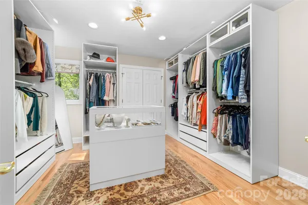 $899,999 | 206 Vauxhall Drive, Shelby, NC 28150