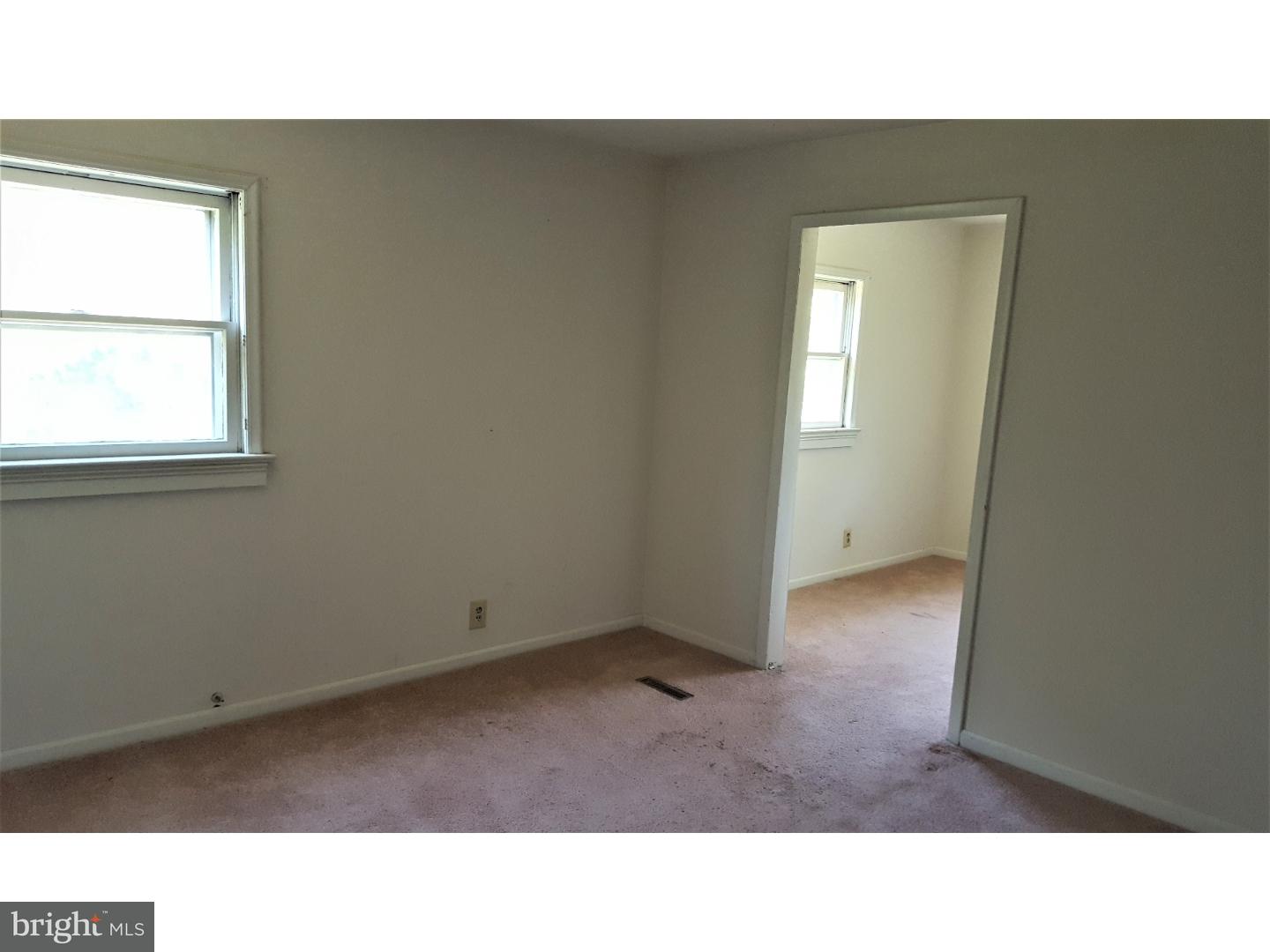 425 Walnut Avenue Clementon, NJ 08021 - Photo 8 of 11 Gallery Image 8