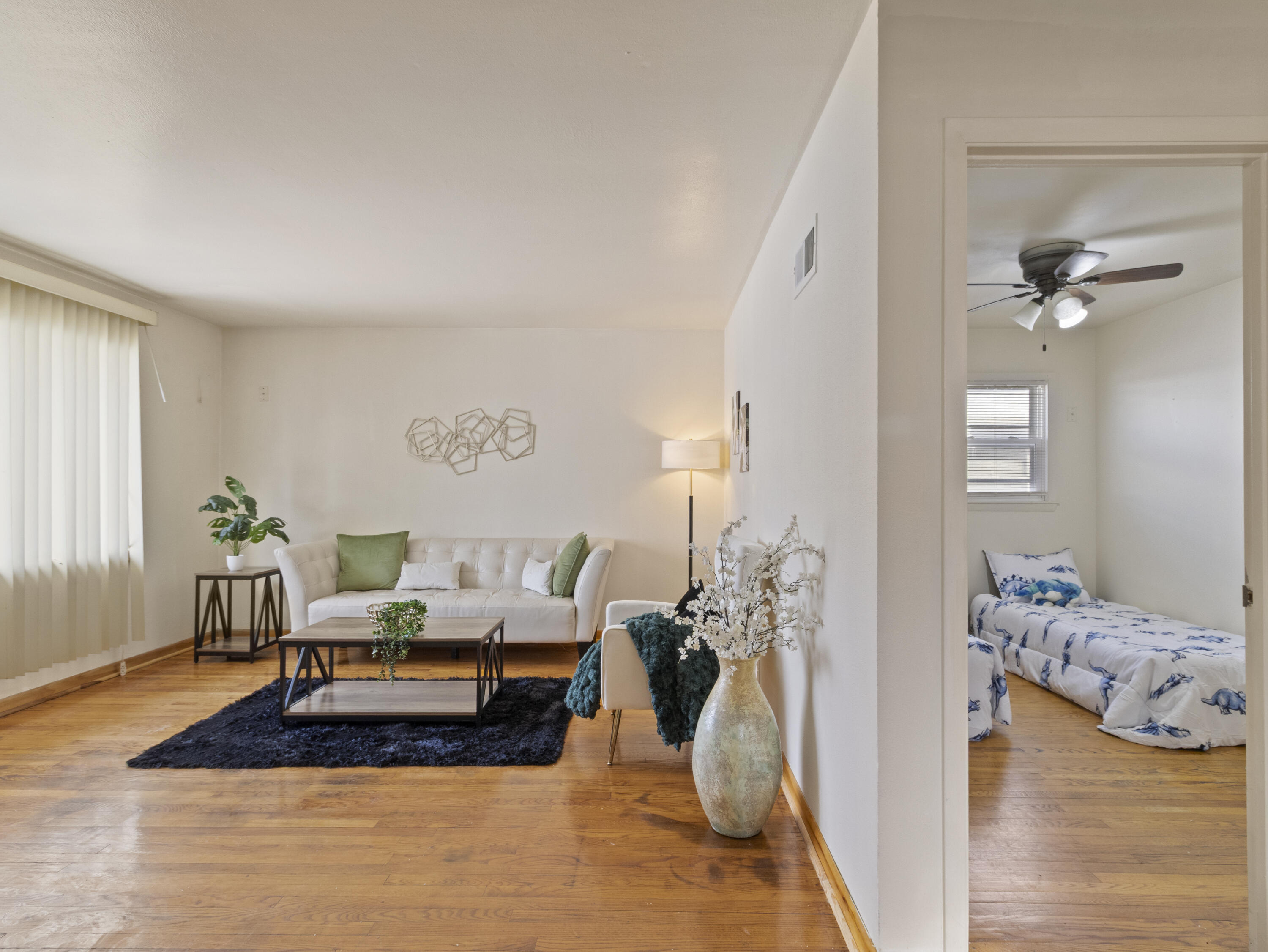 4556 North 71st Street Milwaukee, WI 53218 - Photo 7 of 28 IMG_1197