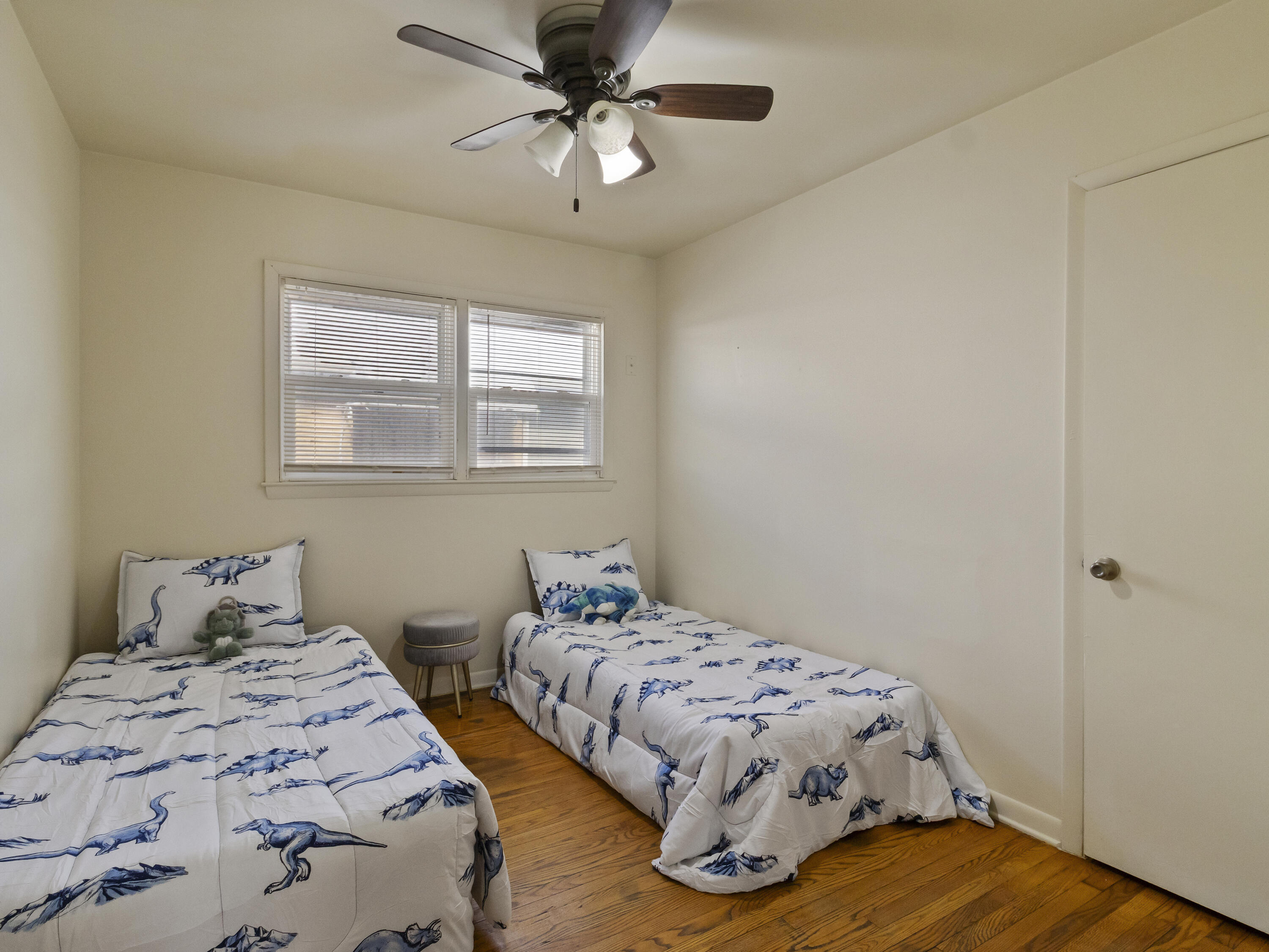 4556 North 71st Street Milwaukee, WI 53218 - Photo 8 of 28 IMG_1200