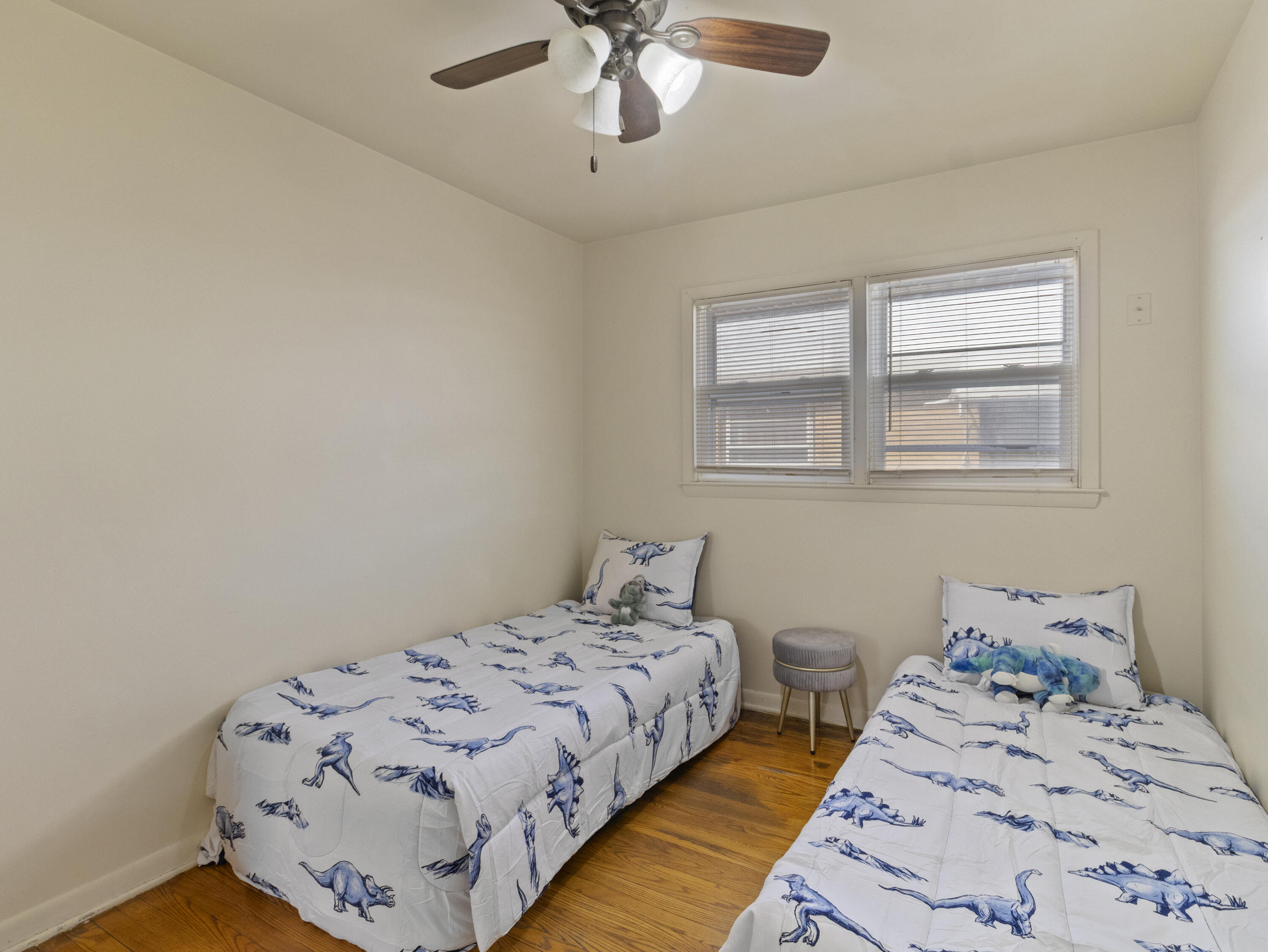 4556 North 71st Street Milwaukee, WI 53218 - Photo 9 of 28 IMG_1203