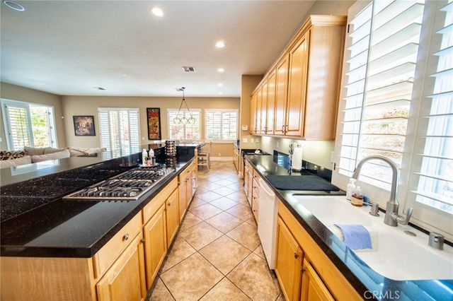 $5,575 | 40879 Sandpiper Court, Palm Desert, CA 92260