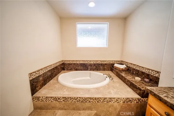 $5,475 | 40879 Sandpiper Court, Palm Desert, CA 92260