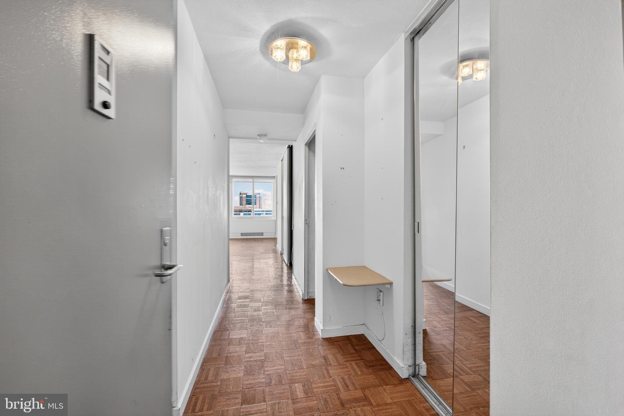 604 South Washington Square, Unit 2506 Philadelphia, PA 19106 - Photo 3 of 26
