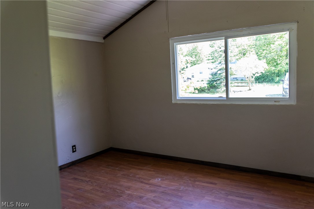 16934 Burrows Road Thompson, OH 44086 - Photo 12 of 24