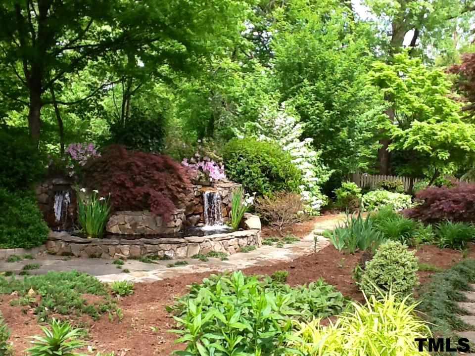 1914 Sunset Drive Raleigh, NC 27608 - Photo 22 of 25 a view of outdoor space and yard