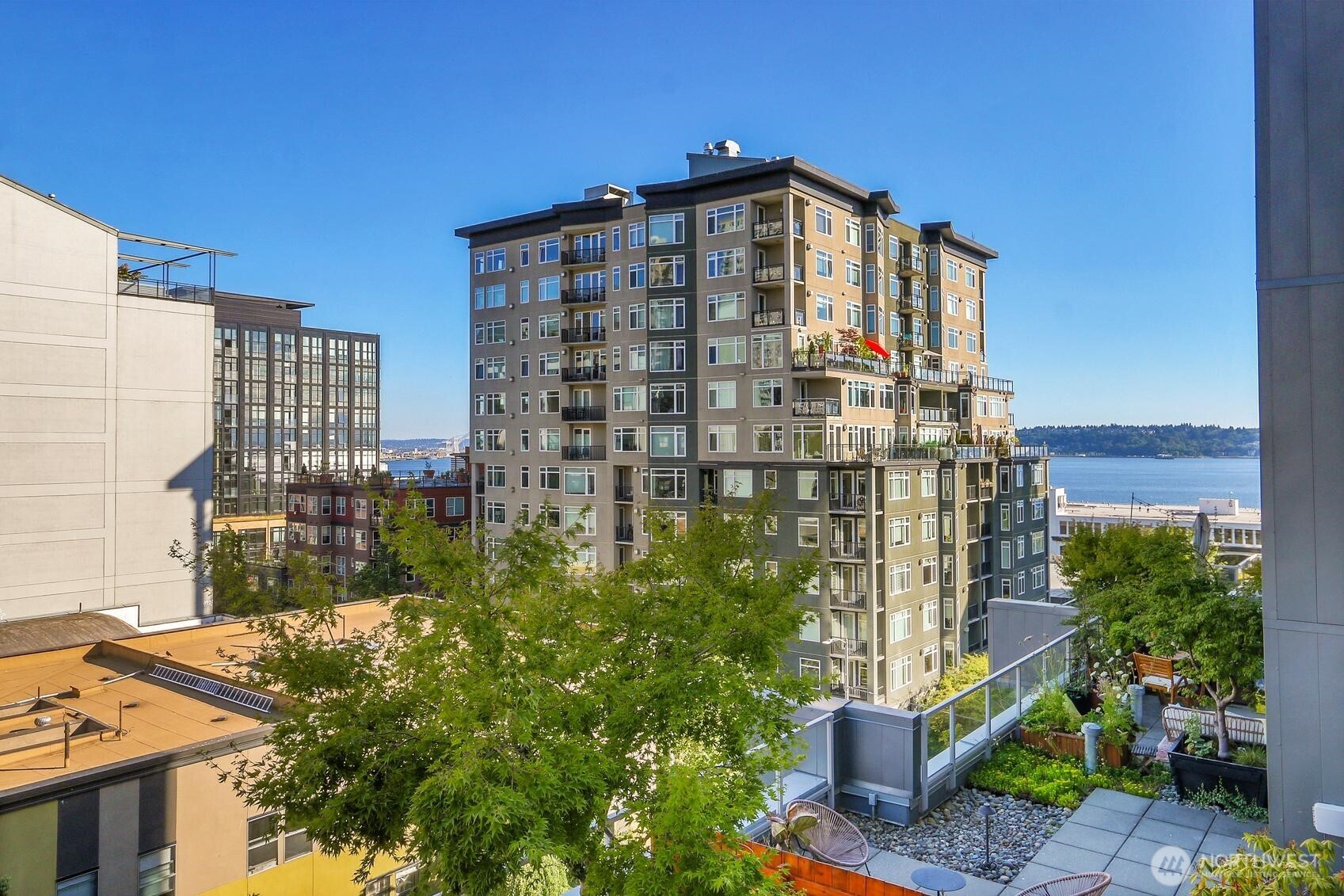 76 Cedar Street, Unit 808 Seattle, WA 98121 - Photo 16 of 20 a front view of a building