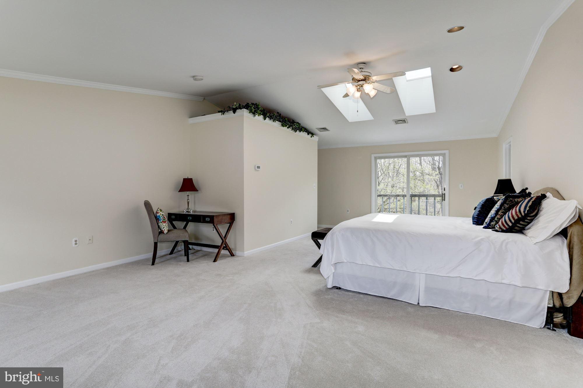13612 Poplar Hill Road Phoenix, MD 21131 - Photo 18 of 31 Master Suite