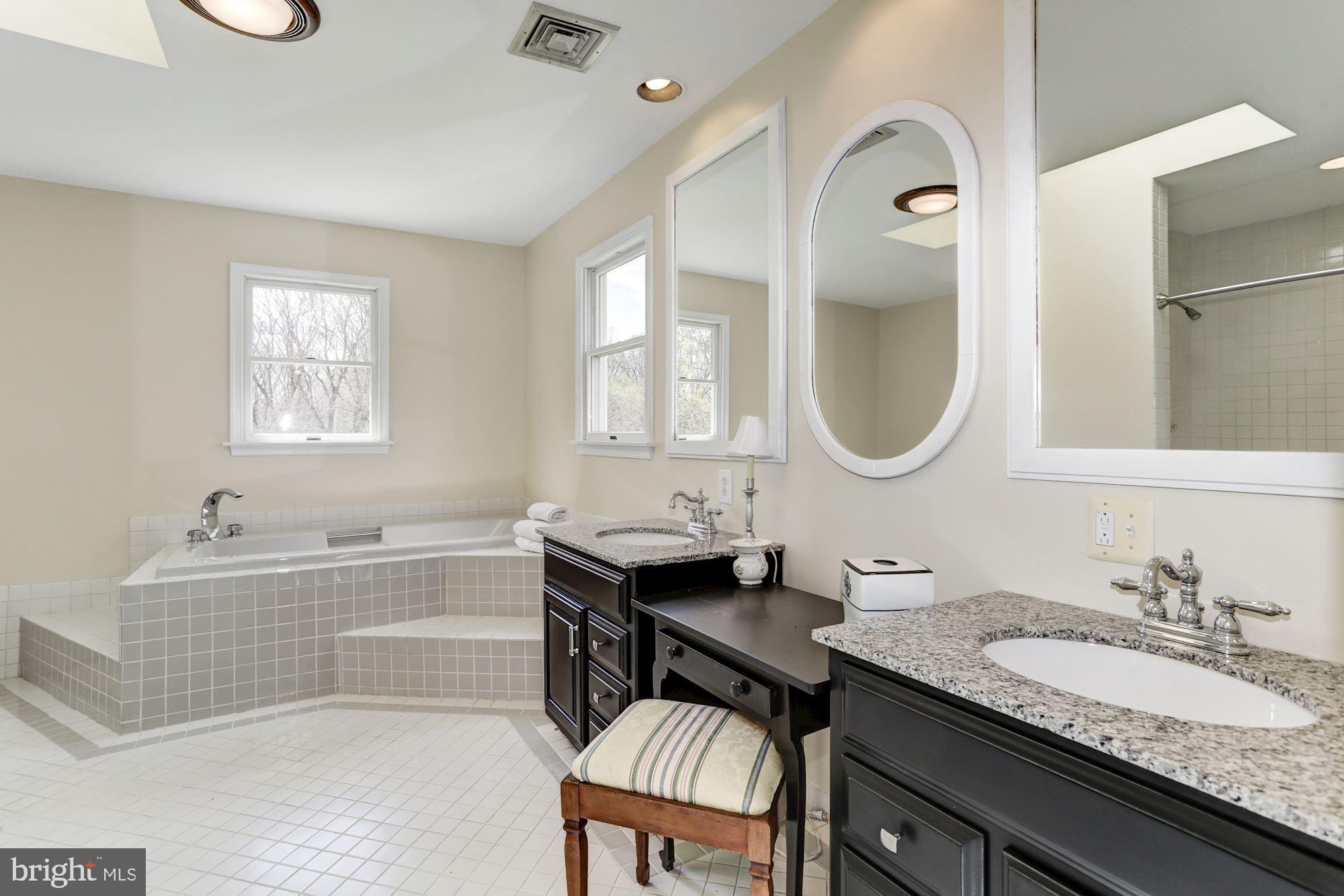13612 Poplar Hill Road Phoenix, MD 21131 - Photo 19 of 31 Master Suite Bath