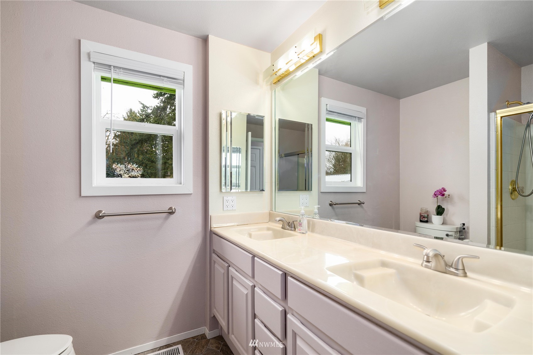 1405 North 36th Street Renton, WA 98056 - Photo 19 of 38 Gallery Image 19