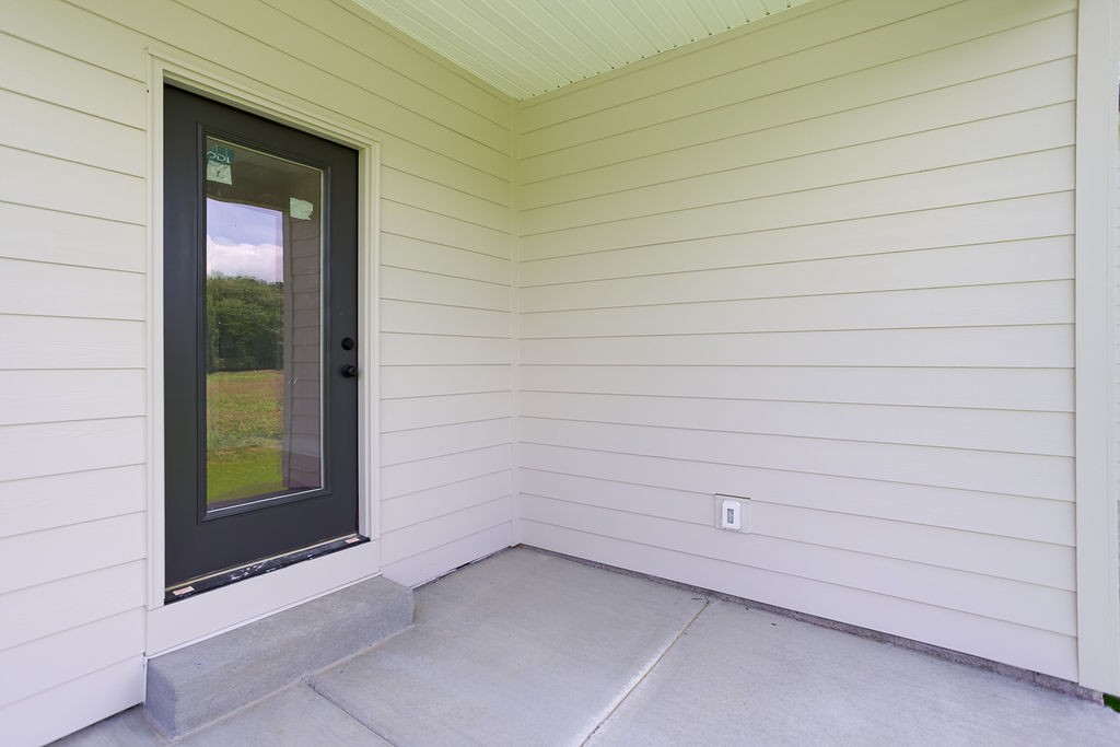 807 Oconner Smithville, TN 37166 - Photo 25 of 33 a view of an empty room and window