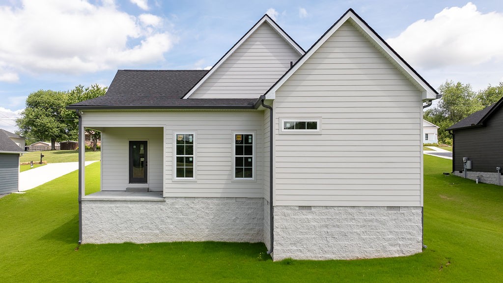 807 Oconner Smithville, TN 37166 - Photo 28 of 33 a view of a house with a yard