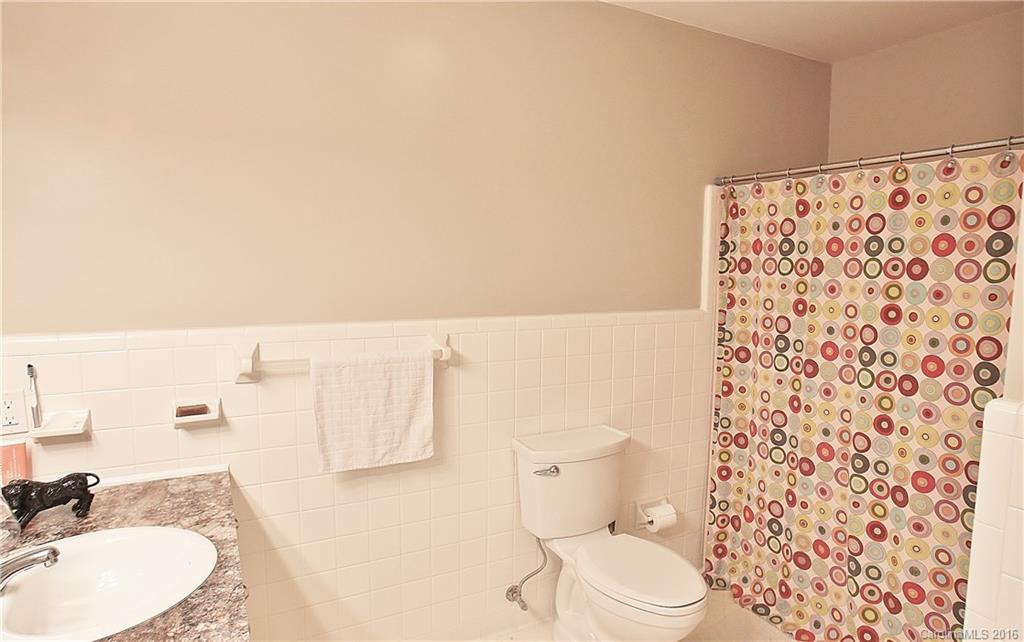 5800 Gate Post Road Charlotte, NC 28211 - Photo 11 of 13 Gallery Image 11