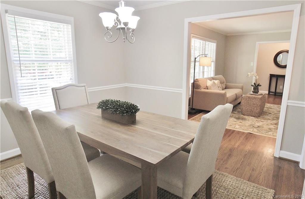 5800 Gate Post Road Charlotte, NC 28211 - Photo 4 of 13 Gallery Image 4