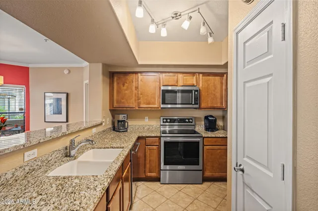 $4,500 | 15095 North Thompson Peak Parkway, Unit 1078, Scottsdale, AZ 85260