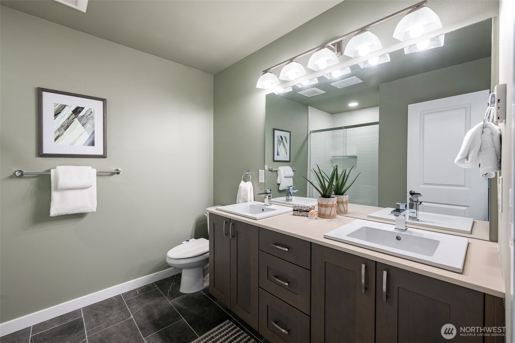 9725 10th Place Southwest Seattle, WA 98106 - Photo 23 of 40