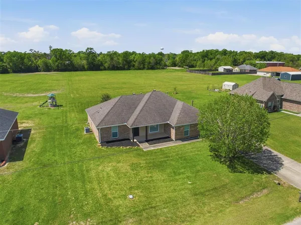 $227,900 | 504 Hana, Iowa, LA 70647
