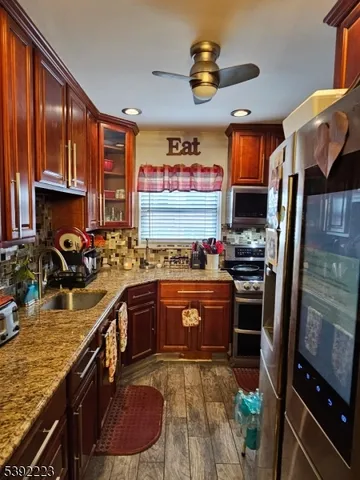 $2,250 | 100 Luttgen Place, Unit B1, Linden, NJ 07036