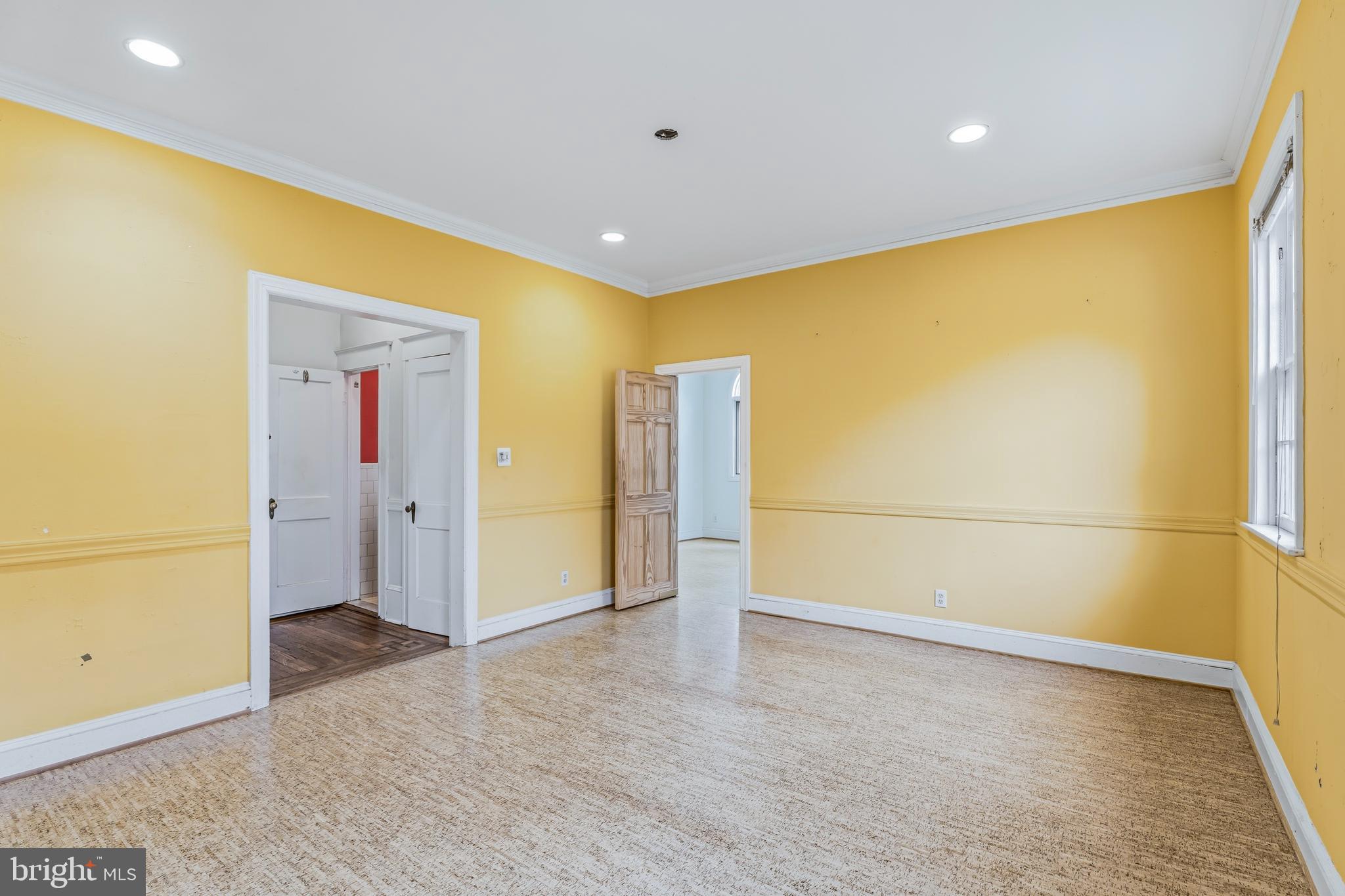 2205 Arden Road Baltimore, MD 21209 - Photo 13 of 30 Cool Cork Flooring!