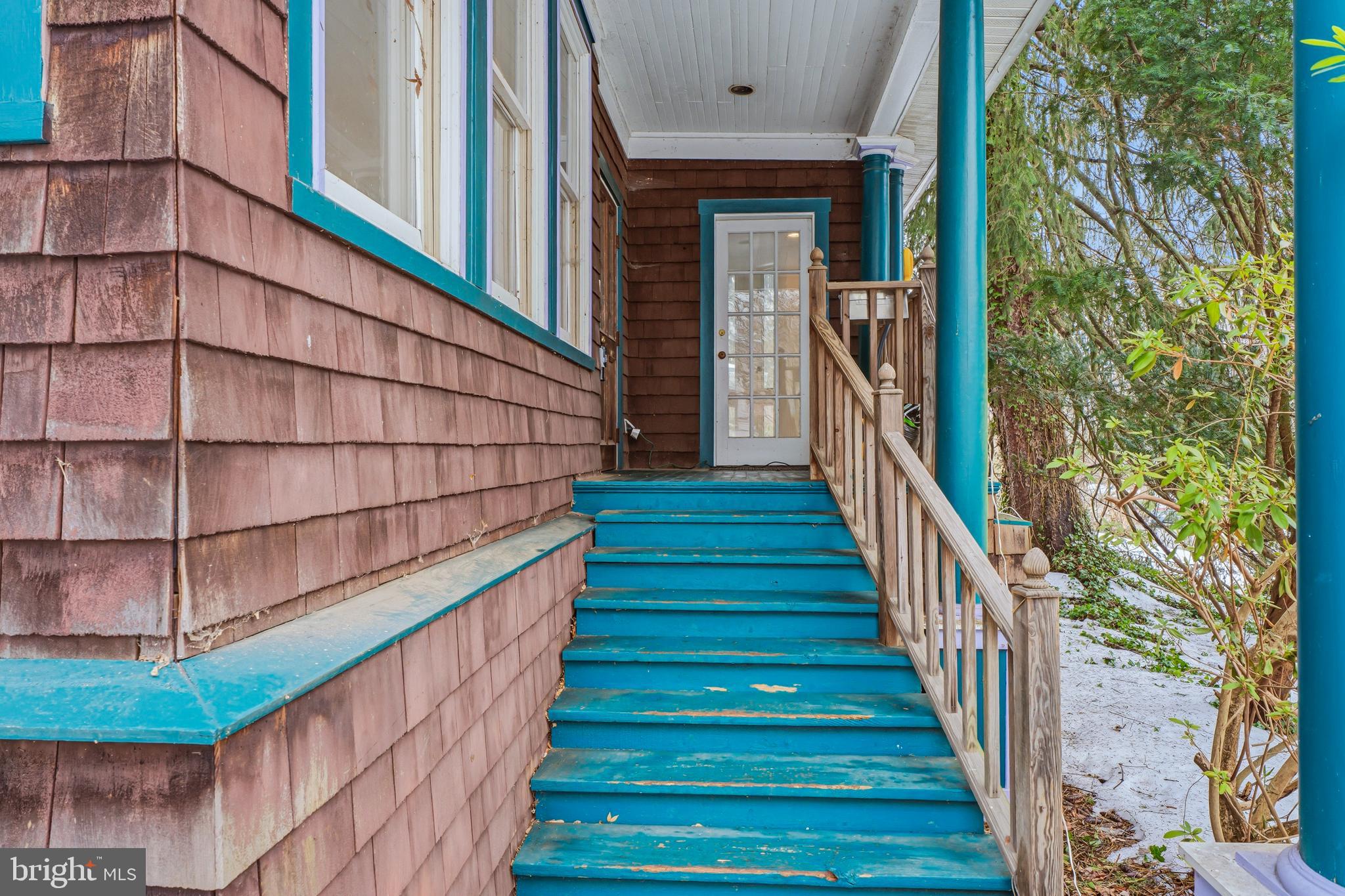 2205 Arden Road Baltimore, MD 21209 - Photo 3 of 30 Charming Front Porch