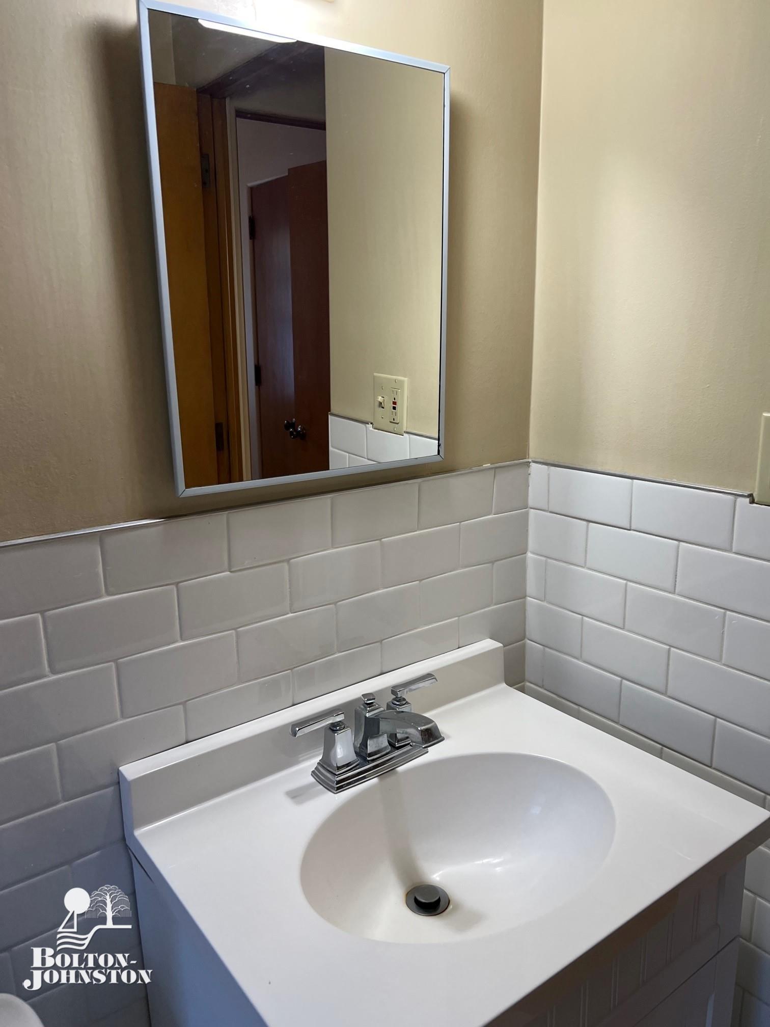 360 Rivard Boulevard Grosse Pointe, MI 48230 - Photo 14 of 16