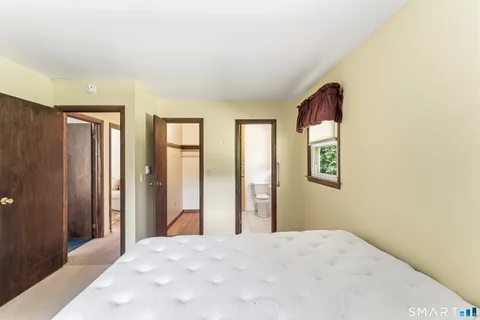 $495,000 | 14 Saw Mill Road, Newtown, CT 06470