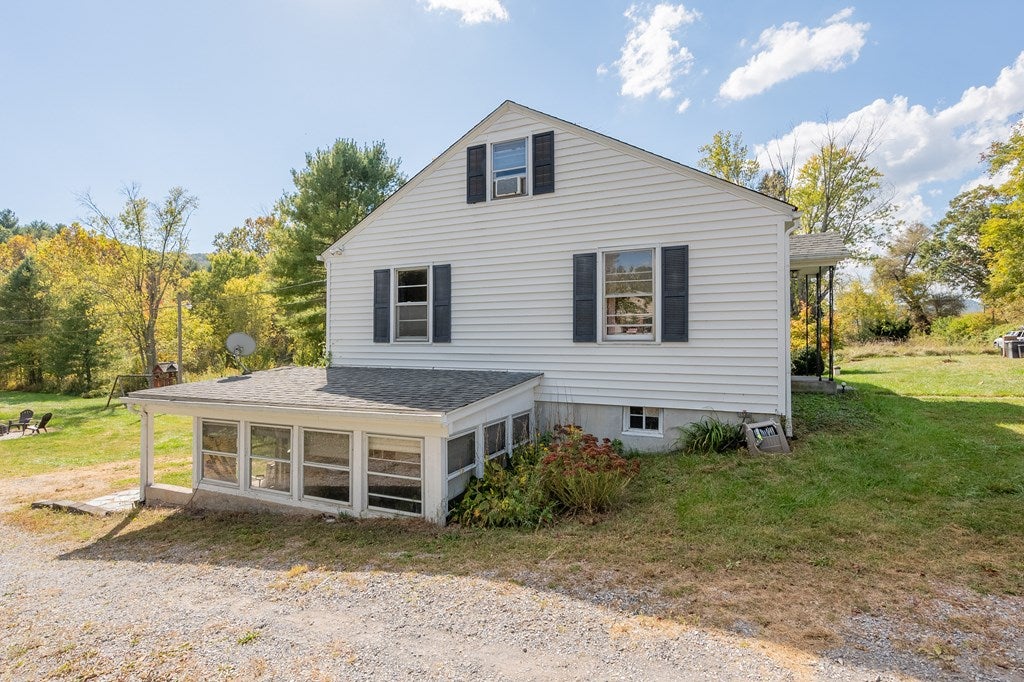 4765 Robinson Tract Road Pulaski, VA 24301 - Photo 51 of 61 Gallery Image 51