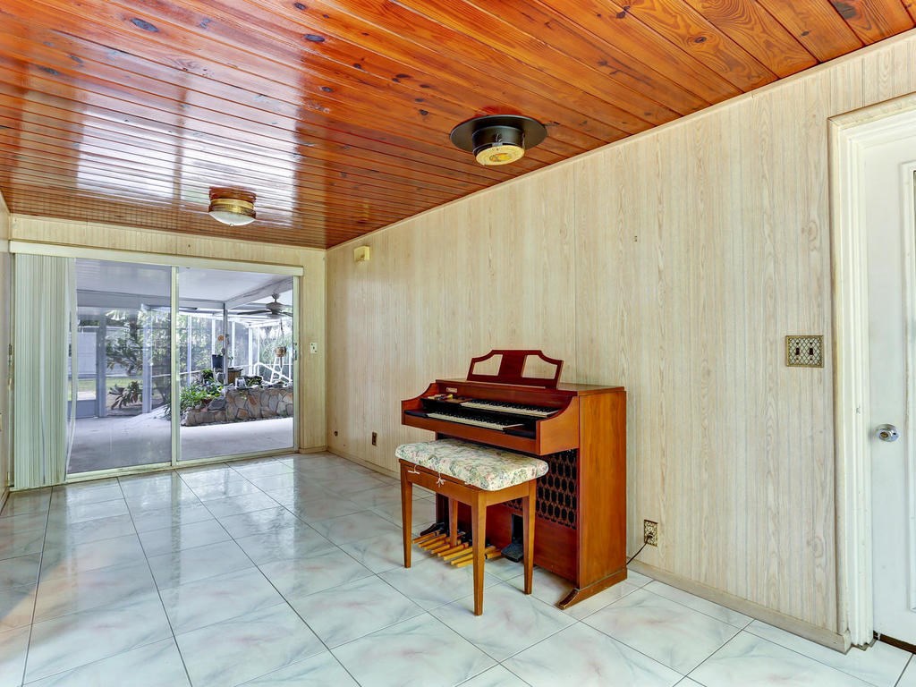 2549 Amelia Road Fernandina Beach, FL 32034 - Photo 14 of 35 Gallery Image 14