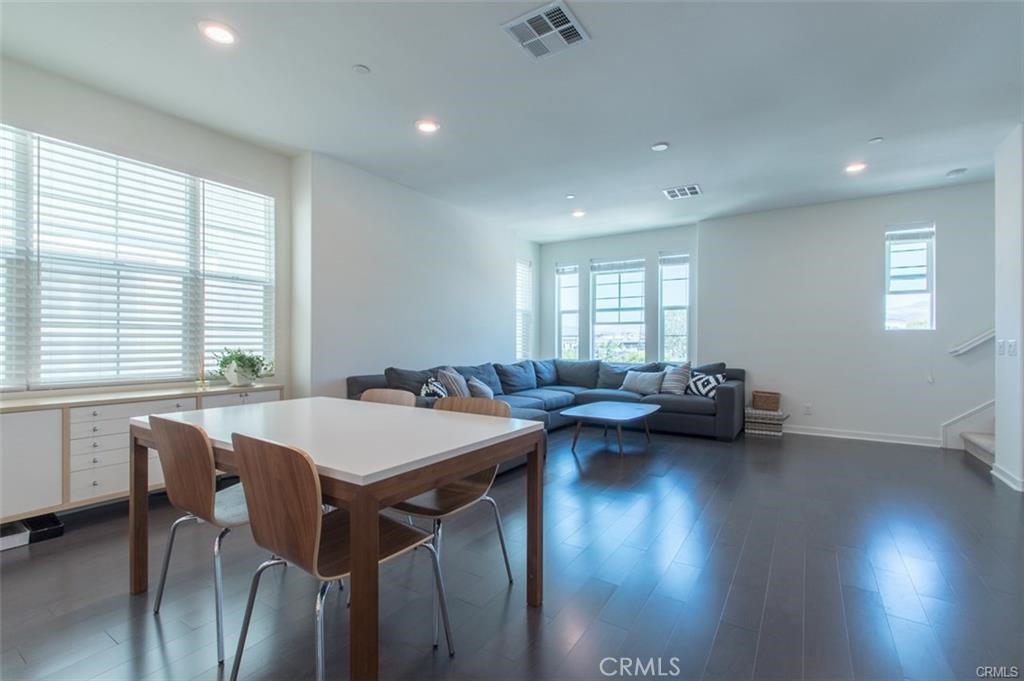 140 Paramount Irvine, CA 92618 - Photo 11 of 49